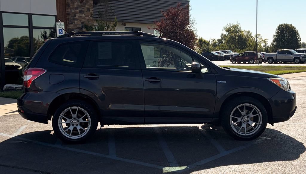 Used 2014 Subaru Forester 2.5i Premium w/ All-Weather Package AWD/4WD image 25