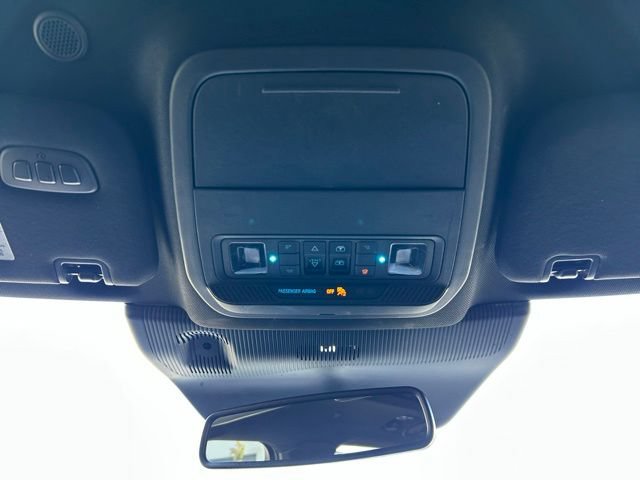 Used 2025 Ford Explorer Platinum AWD/4WD image 15