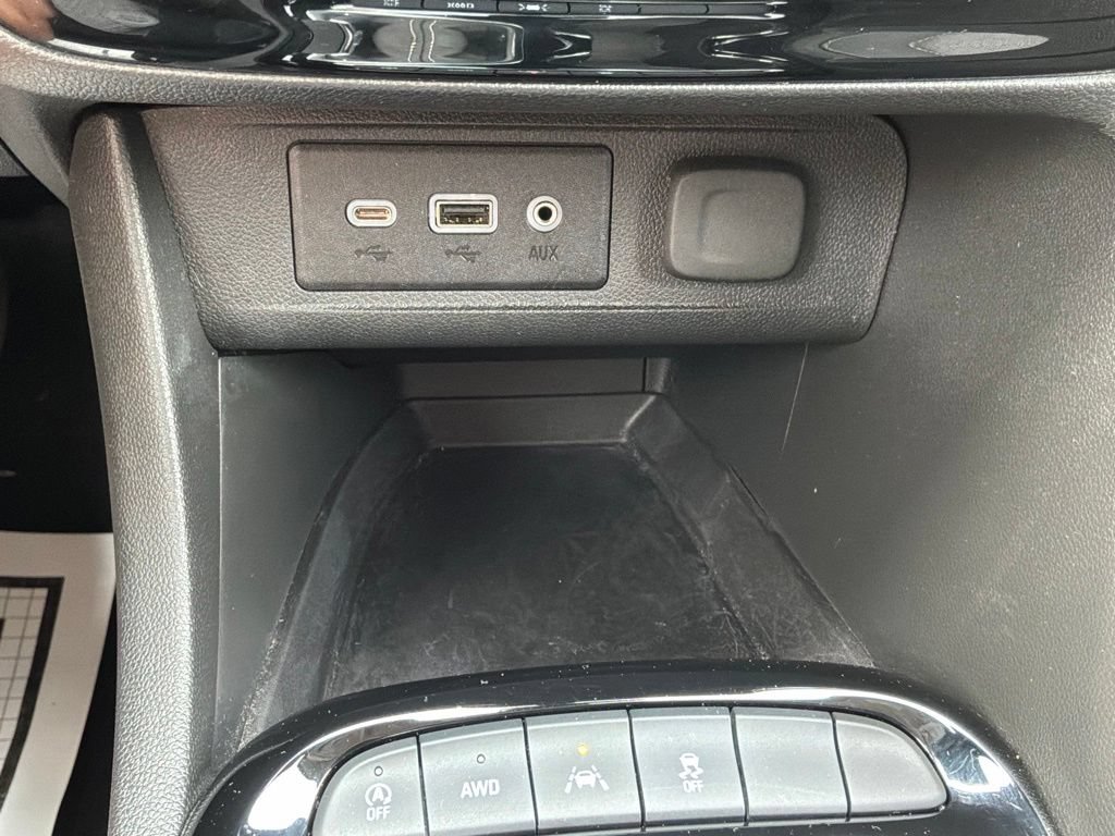 Used 2023 Buick Encore GX Select w/ Safety Package II AWD/4WD image 27