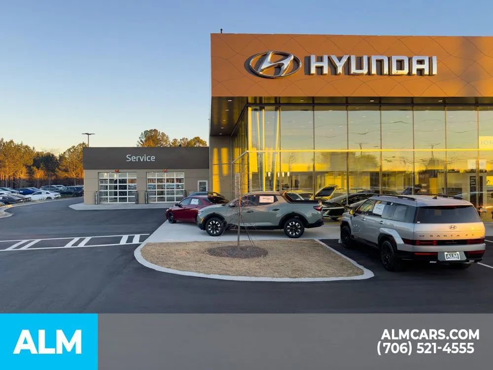 Certified 2025 Hyundai Elantra Sport FWD image 41