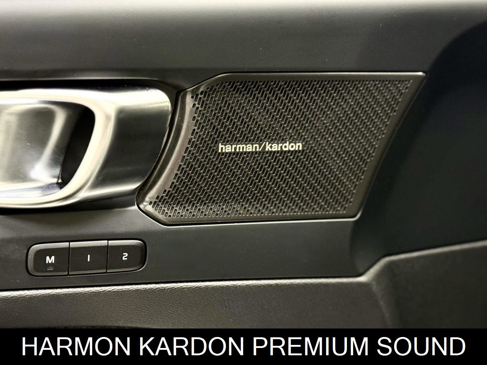 Used 2023 Volvo XC40 Recharge Ultimate w/ Protection Package Premier image 13