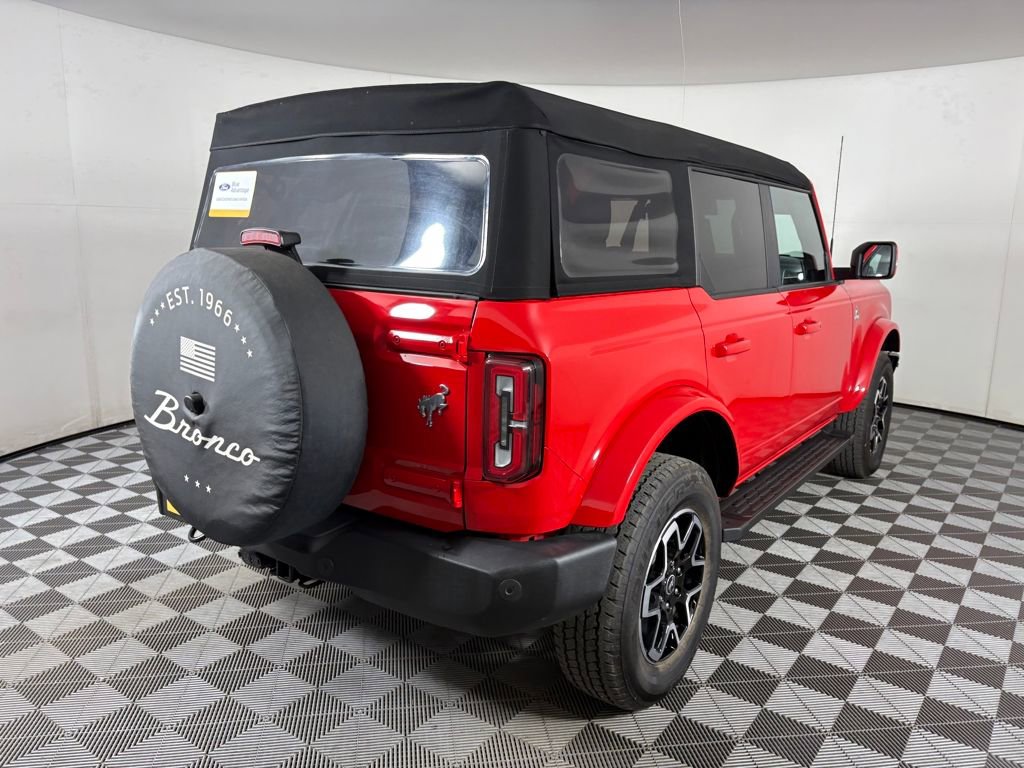 Used 2023 Ford Bronco Outer Banks AWD/4WD image 7