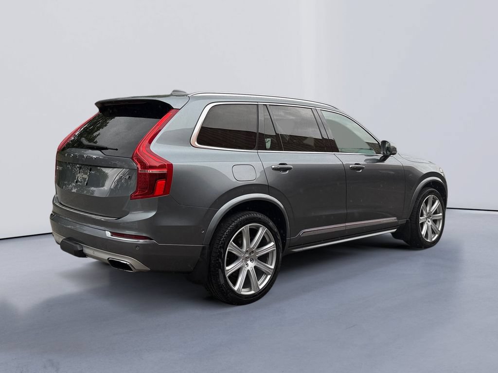 Used 2017 Volvo XC90 T6 Inscription w/ Vision Package AWD/4WD image 3