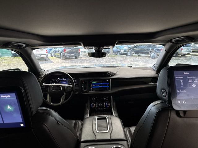 Used 2021 GMC Yukon XL Denali w/ Denali Premium Package image 21