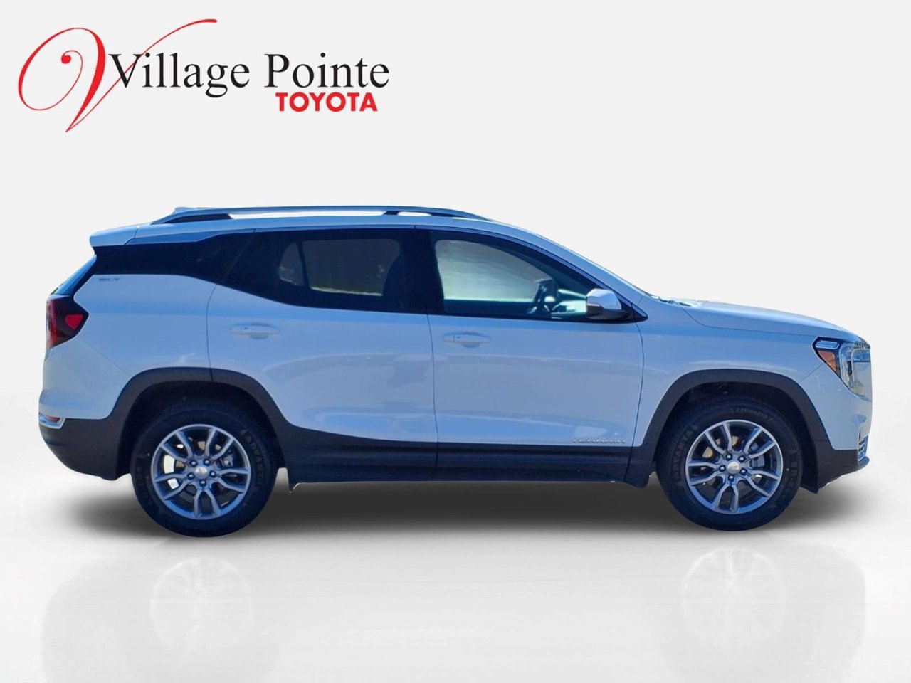 Used 2022 GMC Terrain SLT AWD/4WD image 8