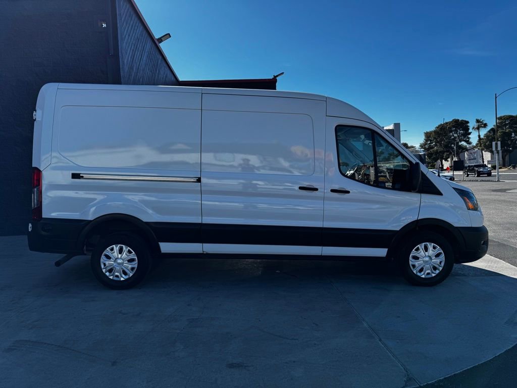 Used 2020 Ford Transit 250 Medium Roof image 16