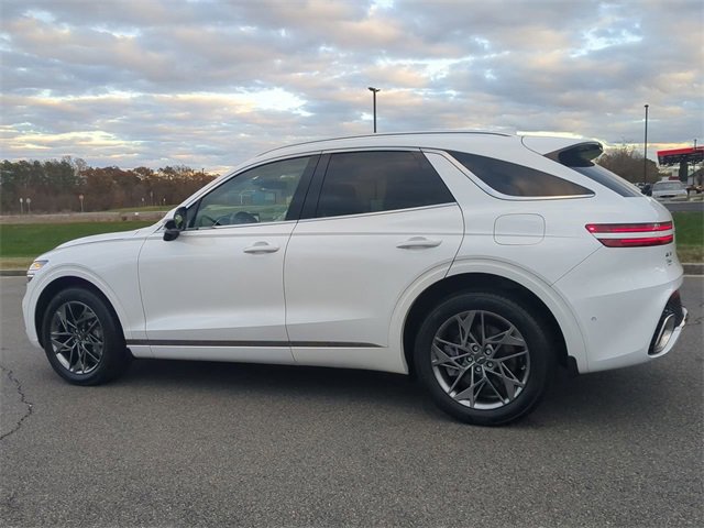 Used 2023 Genesis GV70 2.5T w/ Advanced Package image 5