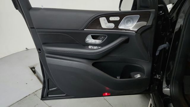 Used 2021 Mercedes-Benz GLS 63 AMG 4MATIC image 11