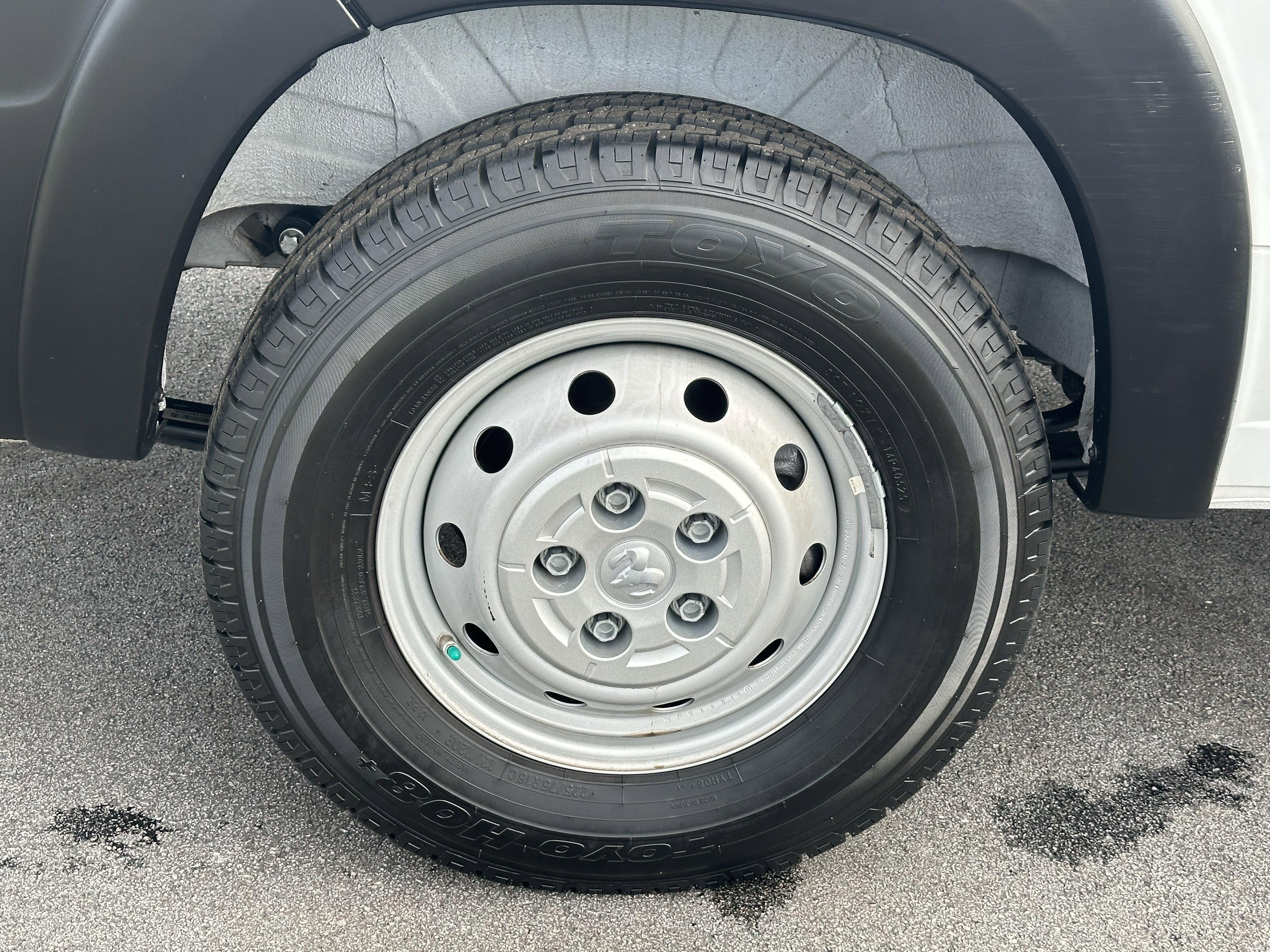 Used 2023 RAM ProMaster 3500 w/ Driver Convenience Group image 19