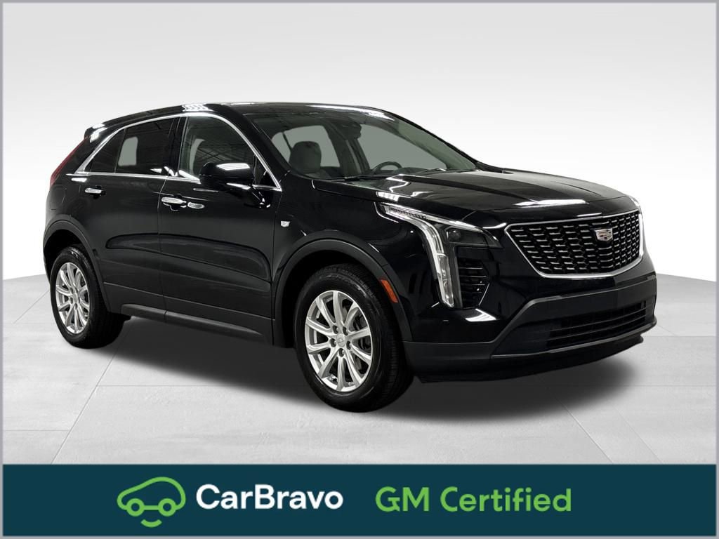 Certified 2022 Cadillac XT4 Luxury w/ Cold Weather Package