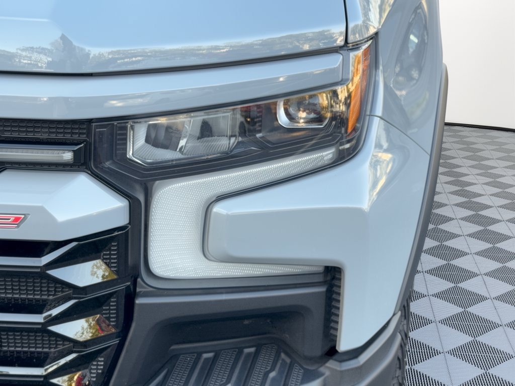 Used 2024 Chevrolet Silverado 1500 ZR2 w/ ZR2 Bison Edition AWD/4WD image 12