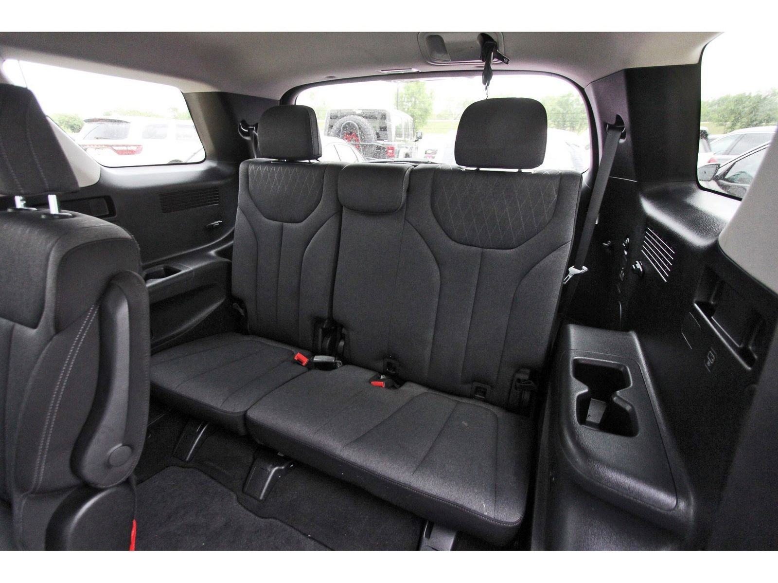 Used 2021 Hyundai Palisade SEL w/ Convenience Package FWD image 17