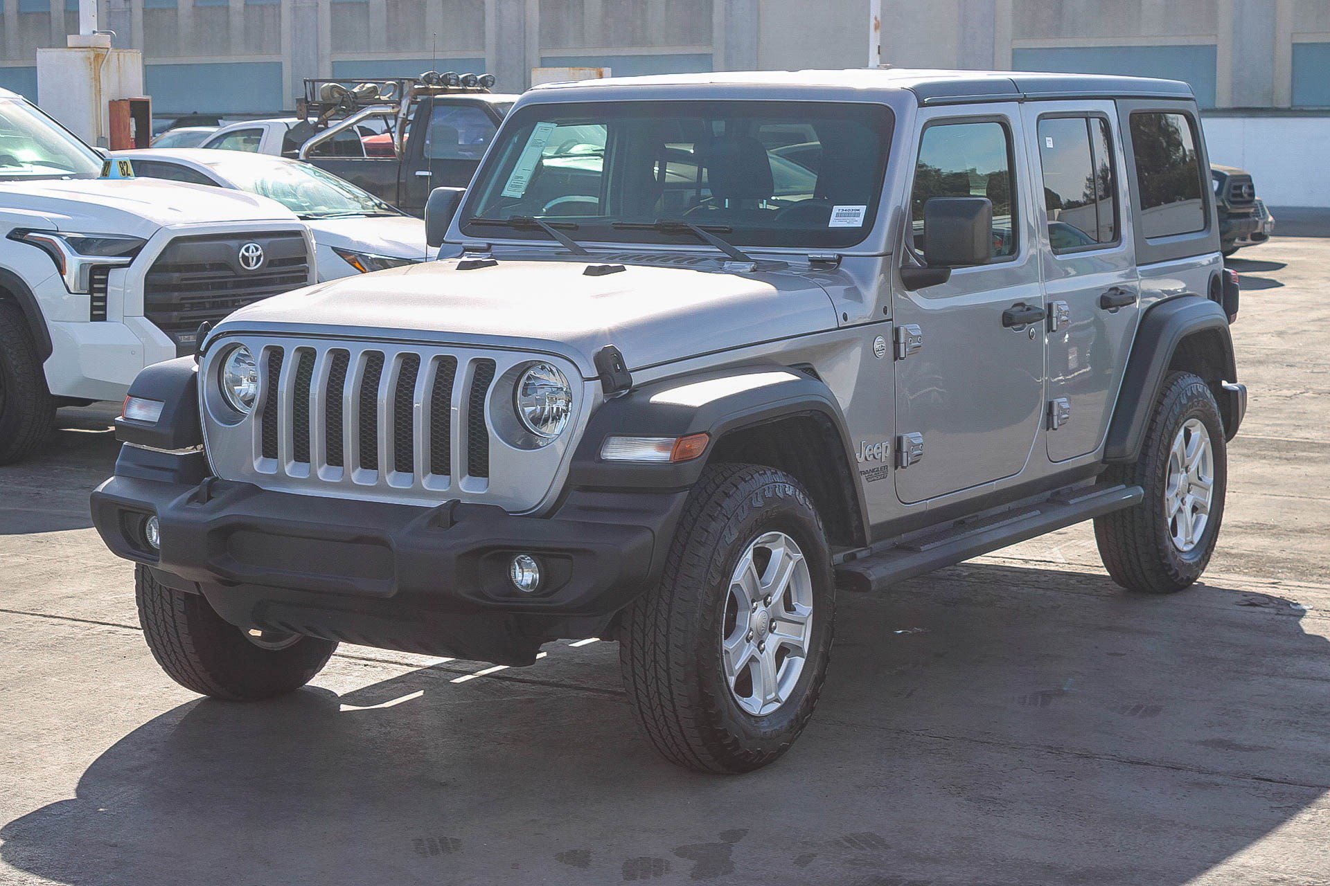 Used 2019 Jeep Wrangler Unlimited Sport S image 3