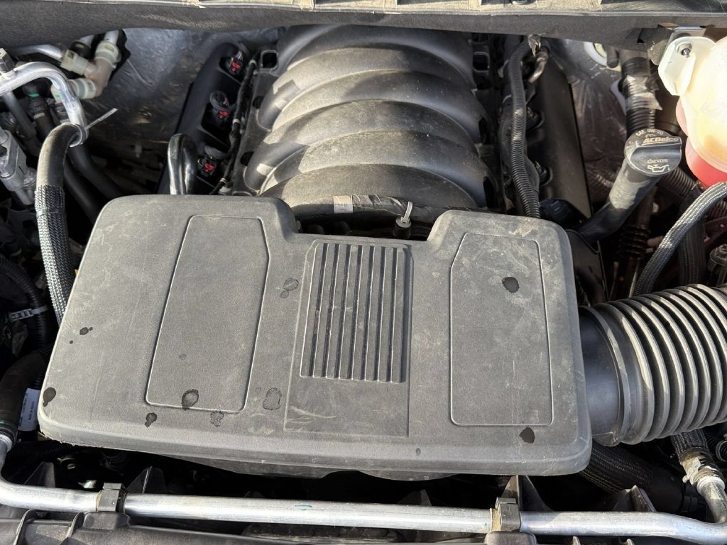 Used 2024 Cadillac Escalade Sport w/ Touring Package AWD/4WD image 33
