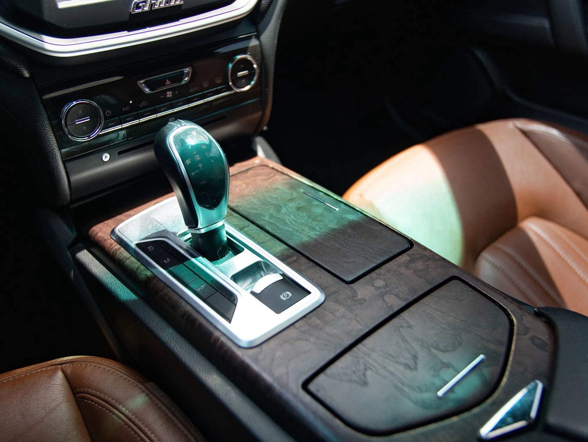 Used 2014 Maserati Ghibli S Q4 AWD/4WD image 36