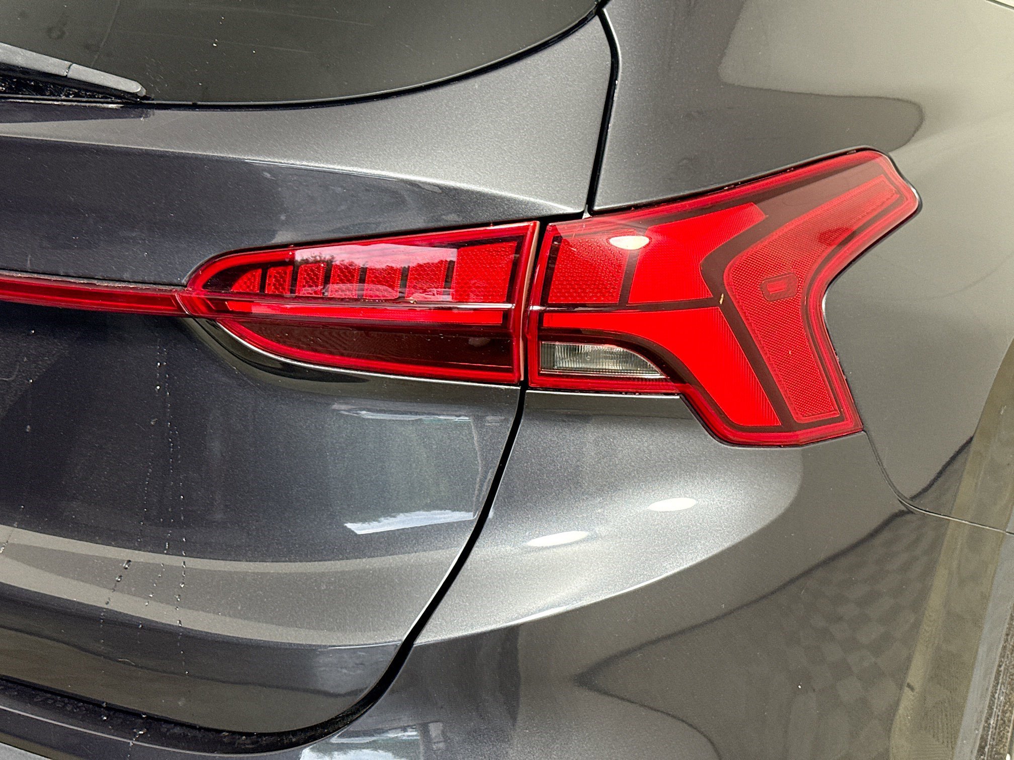 Used 2021 Hyundai Santa Fe SEL w/ Convenience Package image 34