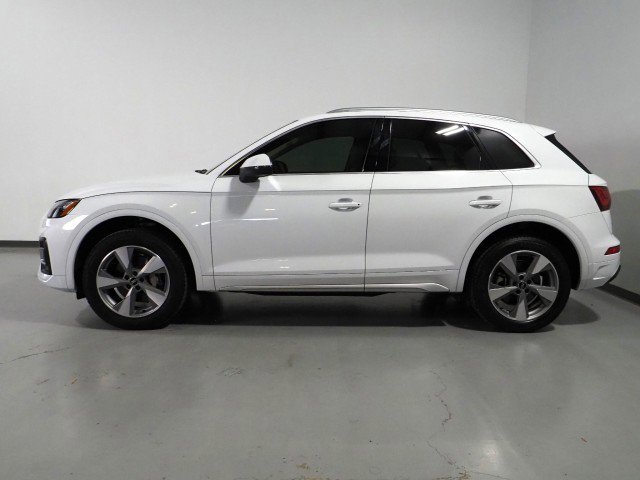 Used 2024 Audi Q5 Premium Plus w/ Premium Plus Package image 9
