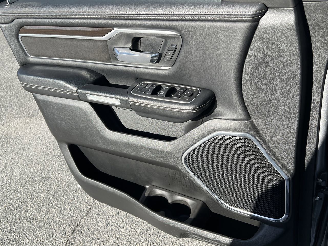 Used 2022 RAM 1500 Laramie image 21