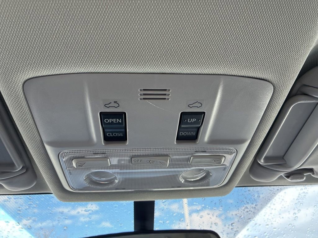 Used 2014 Toyota RAV4 XLE image 17