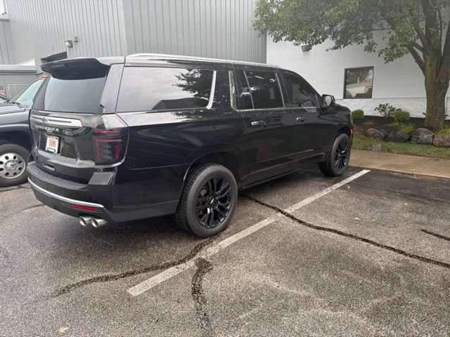 Used 2024 Chevrolet Suburban High Country w/ Advanced Technology Package AWD/4WD image 4