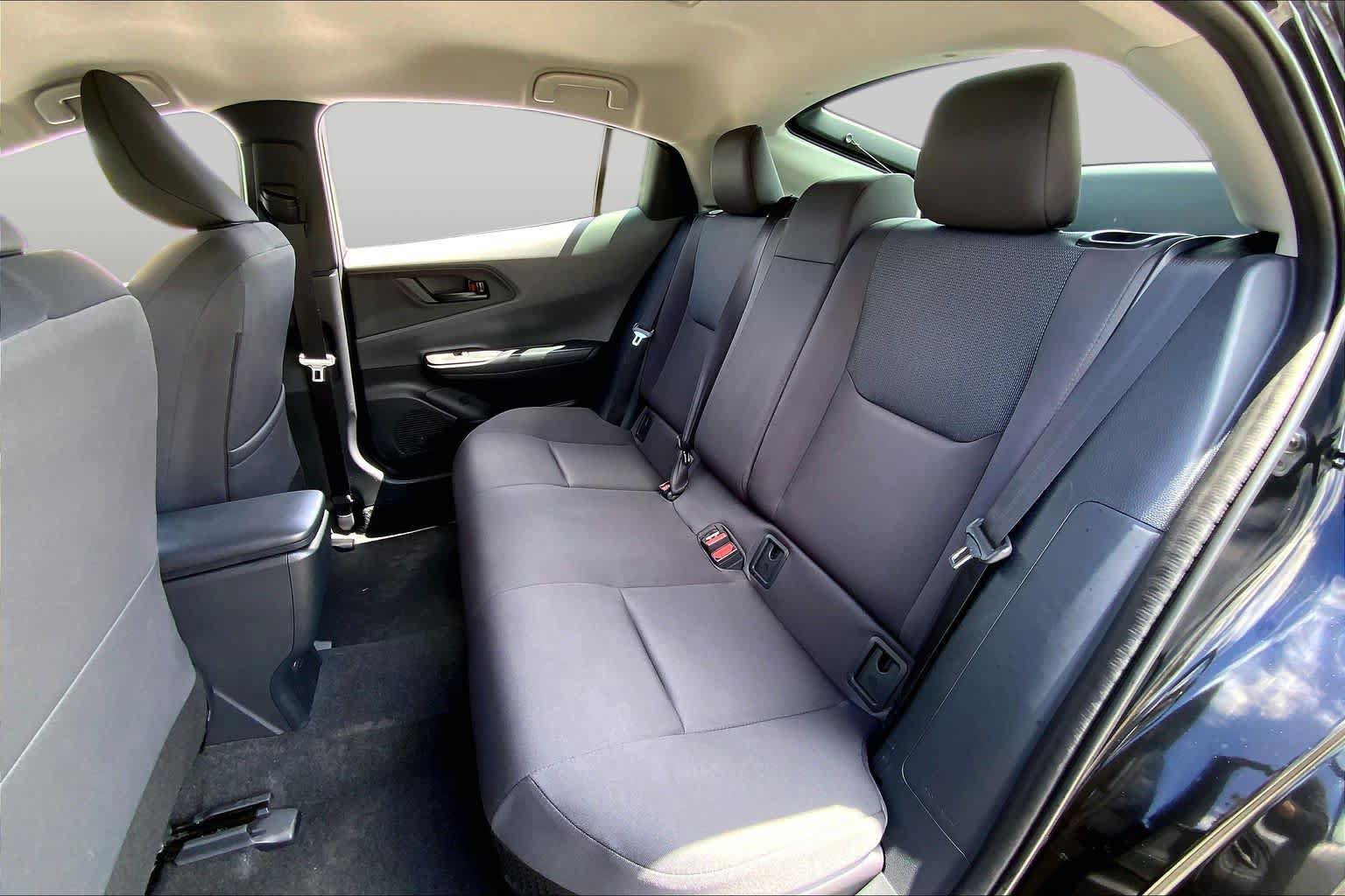 Used 2026 Toyota Prius LE FWD image 20