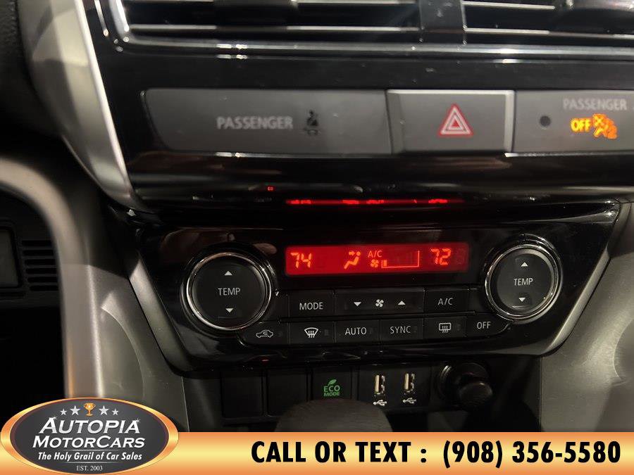 Used 2022 Mitsubishi Eclipse Cross SE image 30