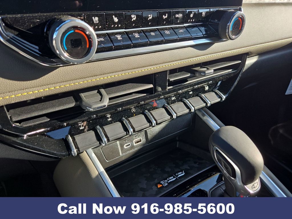 New 2026 Chevrolet Colorado ZR2 image 15