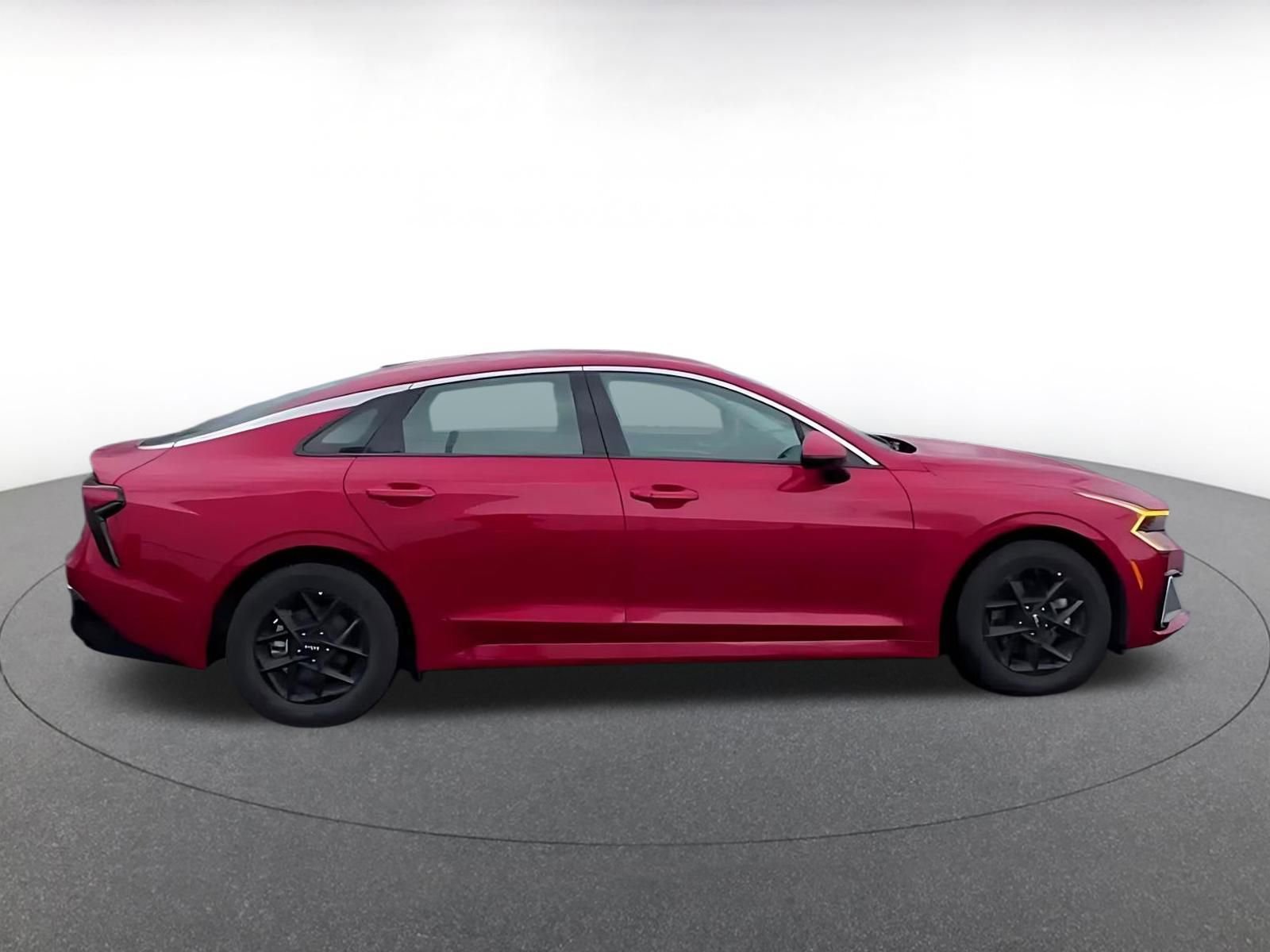 Used 2025 Kia K5 LXS image 14