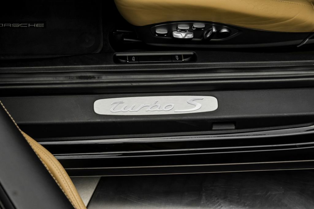 Used 2018 Porsche 911 Turbo S AWD/4WD image 31