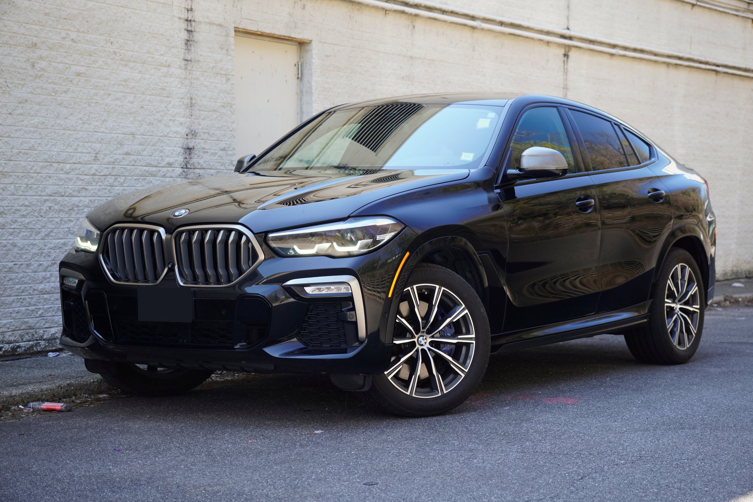Used 2021 BMW X6 M50i w/ Premium Package AWD/4WD image 2