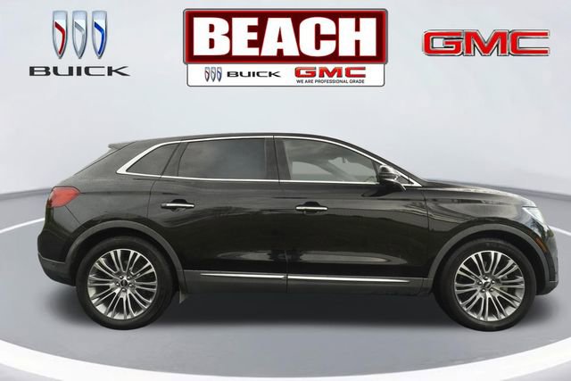 Used 2016 Lincoln MKX Reserve w/ Technology Package FWD image 2