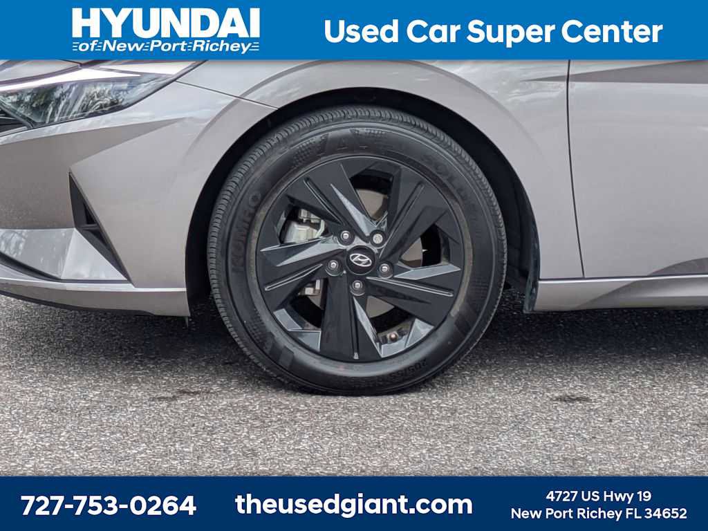 Certified 2023 Hyundai Elantra SEL image 10