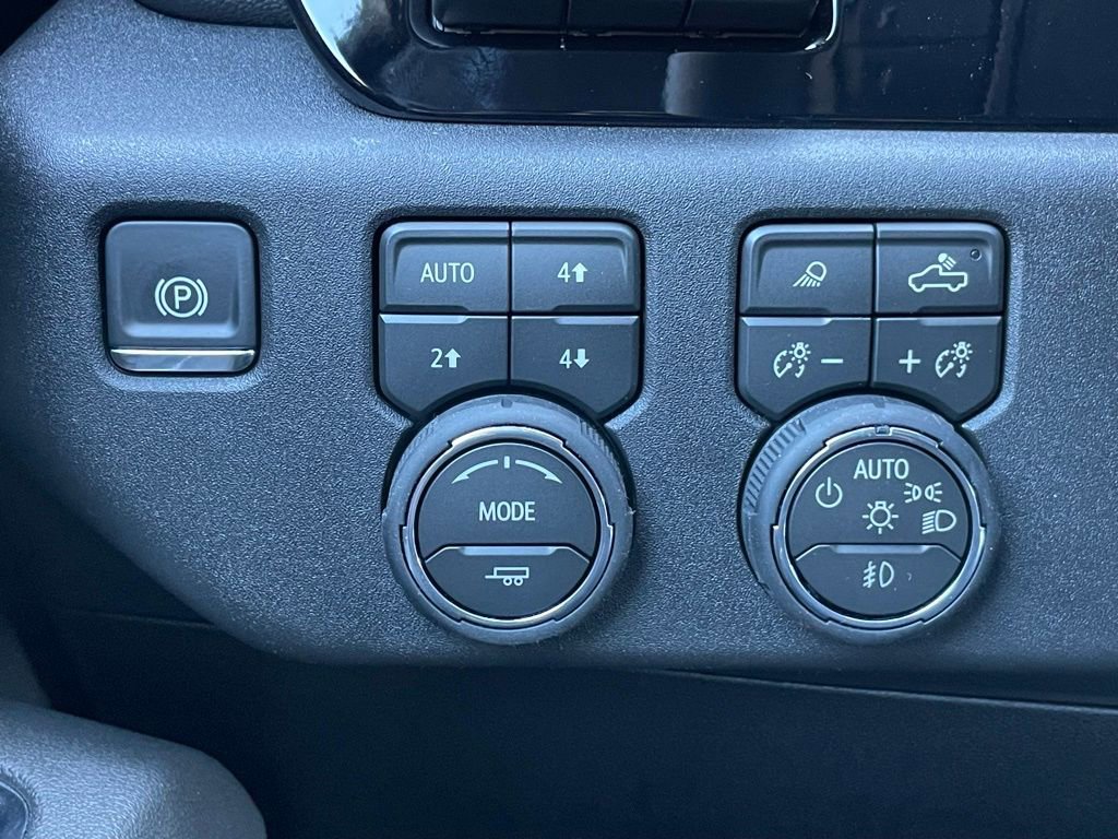 New 2026 Chevrolet Silverado 3500 LTZ w/ LTZ Convenience Package image 13