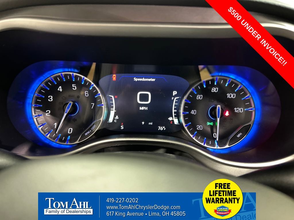 New 2026 Chrysler Voyager LX image 14