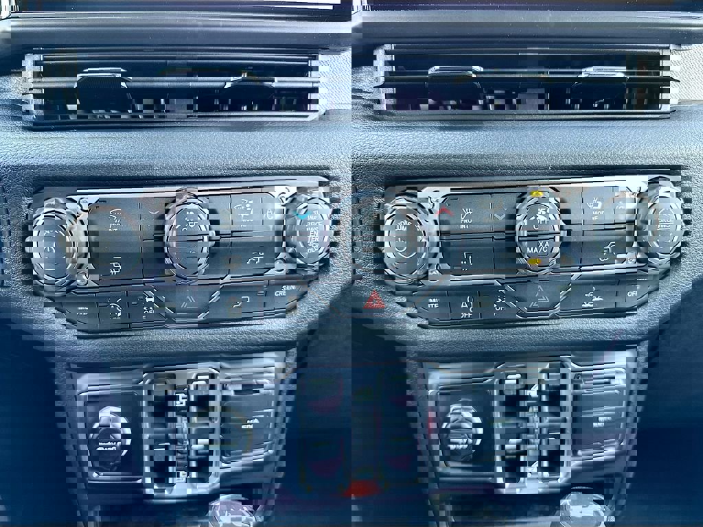 New 2026 Jeep Wrangler Sport S image 19