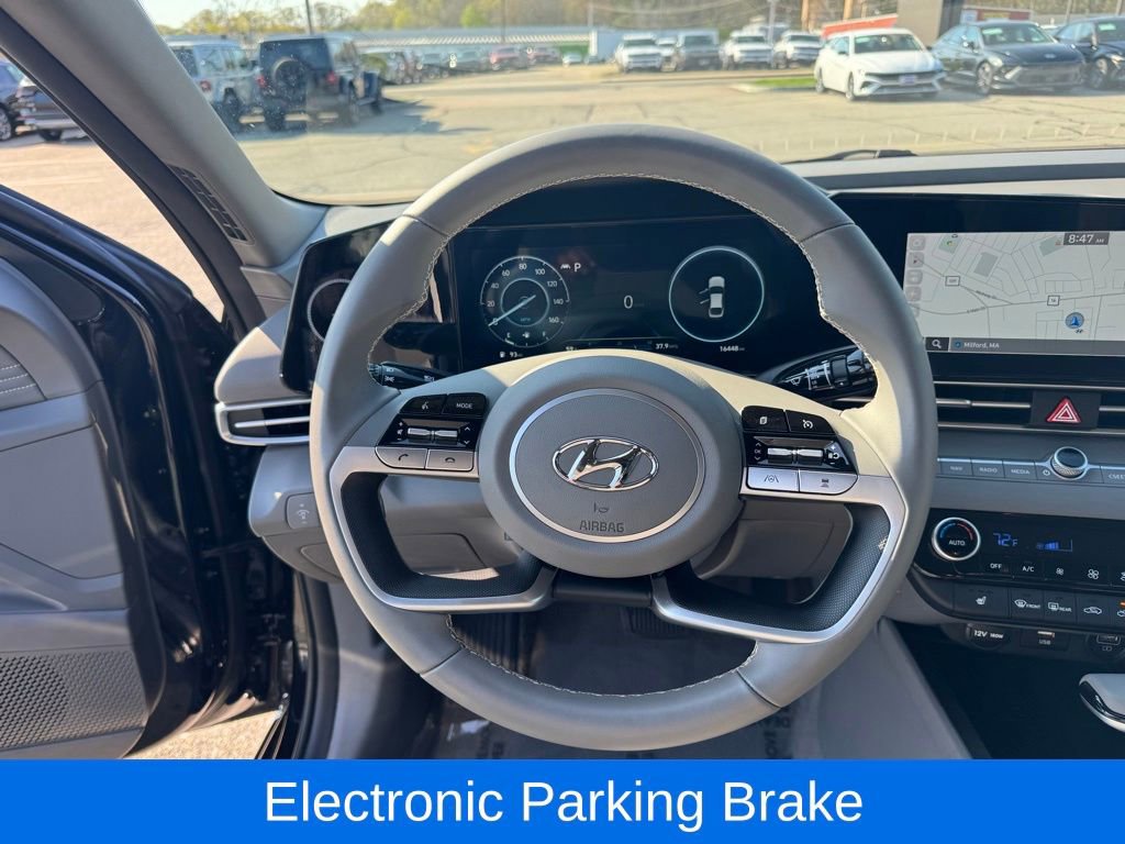 Certified 2023 Hyundai Elantra SEL w/ Convenience Package FWD image 12