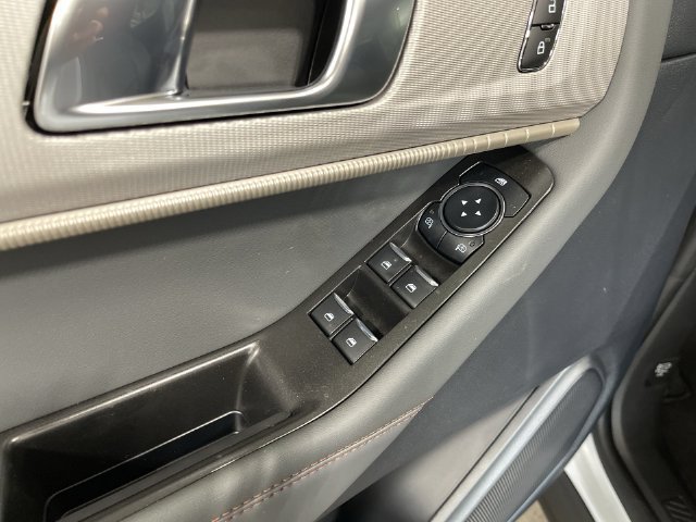 Used 2026 Ford Explorer Active w/ Active Comfort Package AWD/4WD image 19