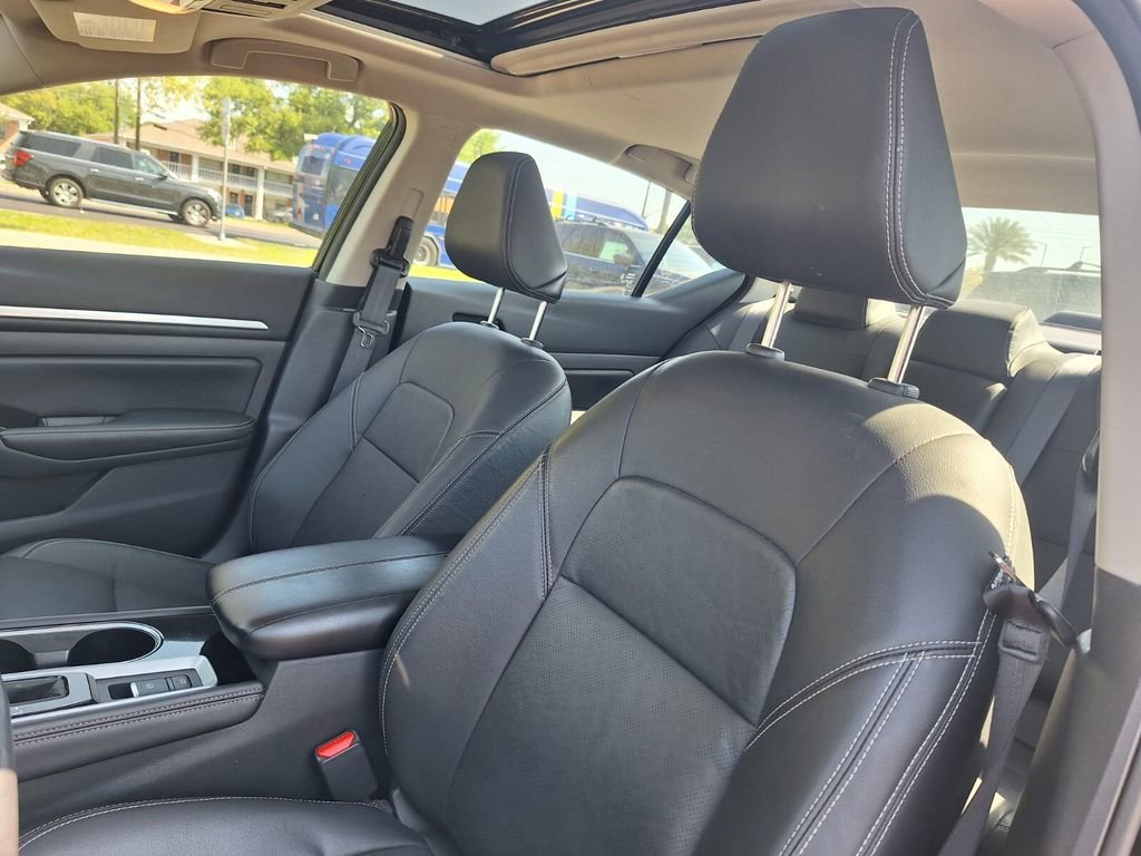 Certified 2025 Nissan Altima 2.5 SL image 11