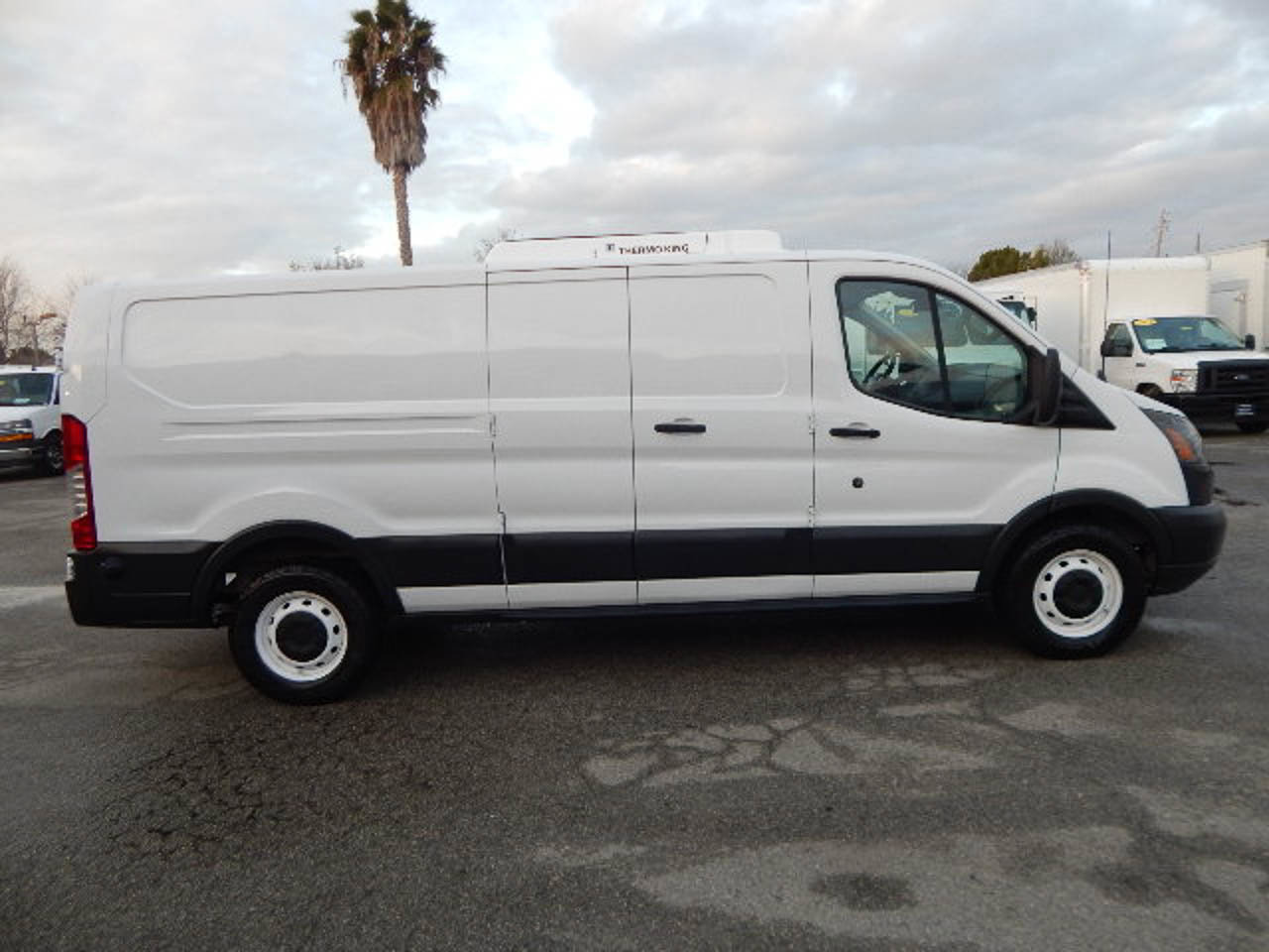 Used 2018 Ford Transit 250 148 Low Roof image 14