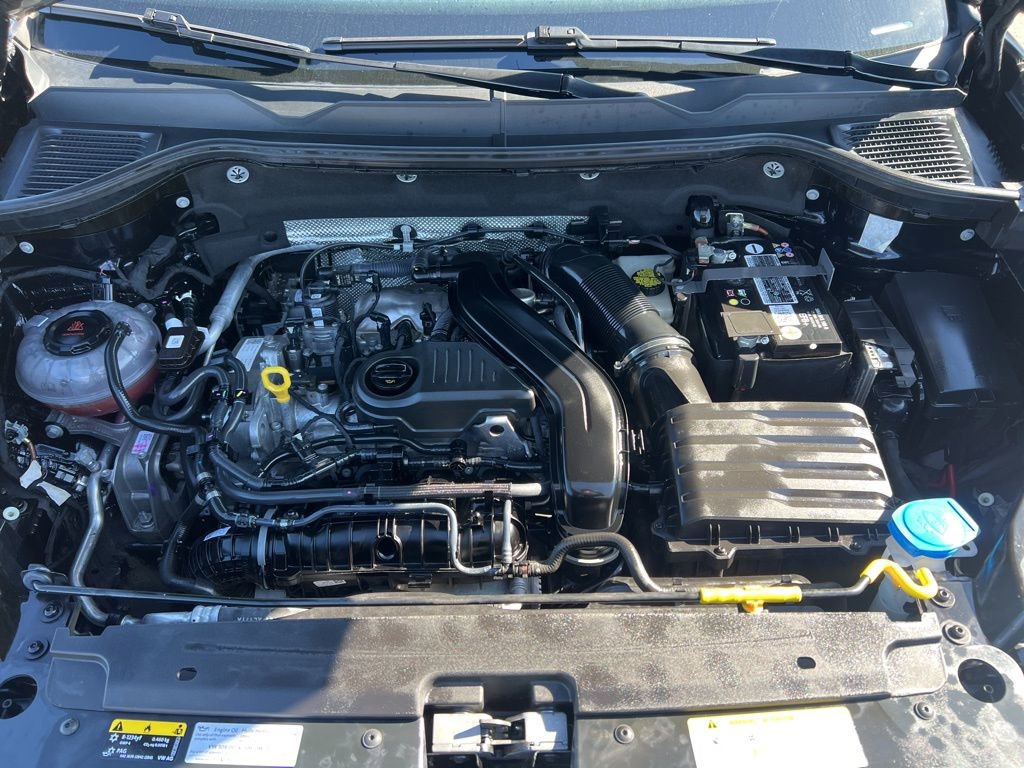 Used 2023 Volkswagen Taos SE image 12