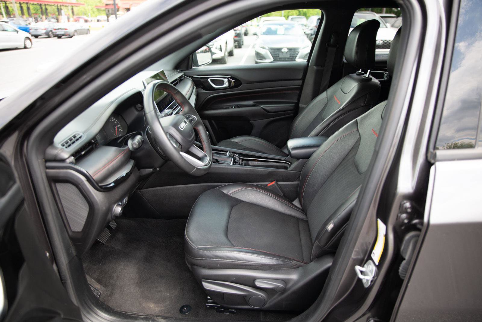 Used 2023 Jeep Compass Trailhawk AWD/4WD image 20