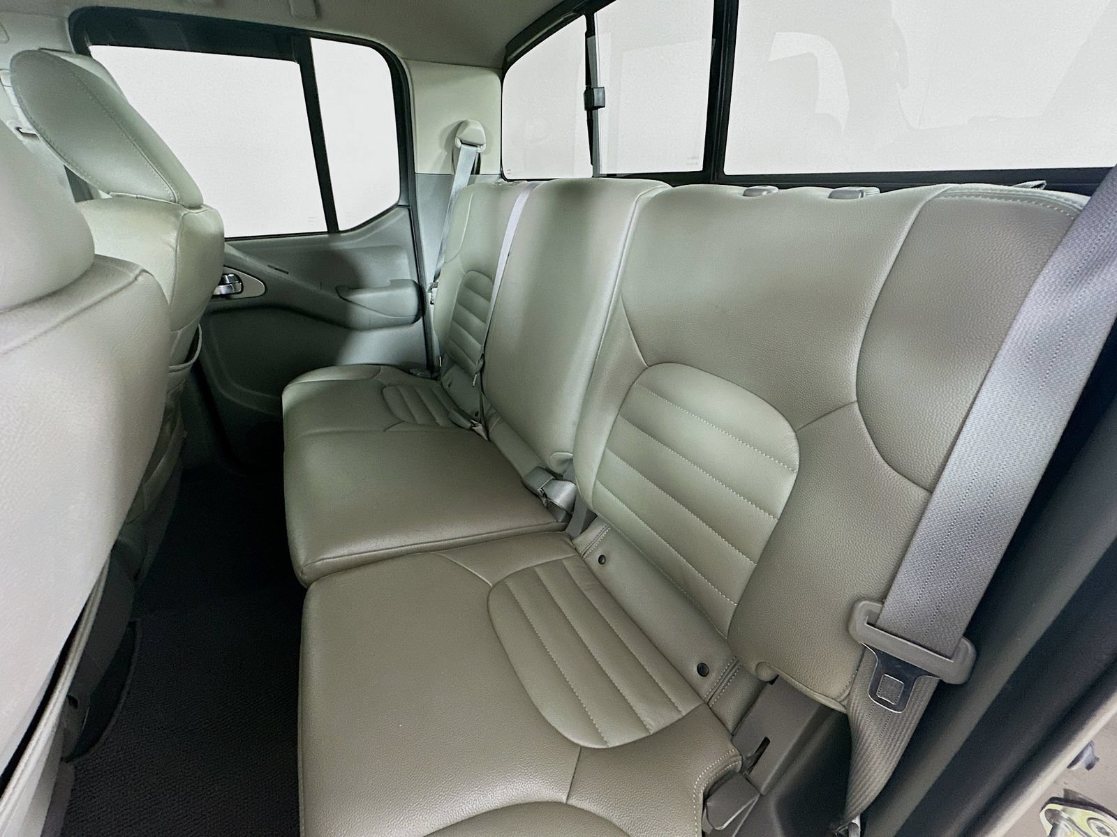 Used 2019 Nissan Frontier SV RWD image 33