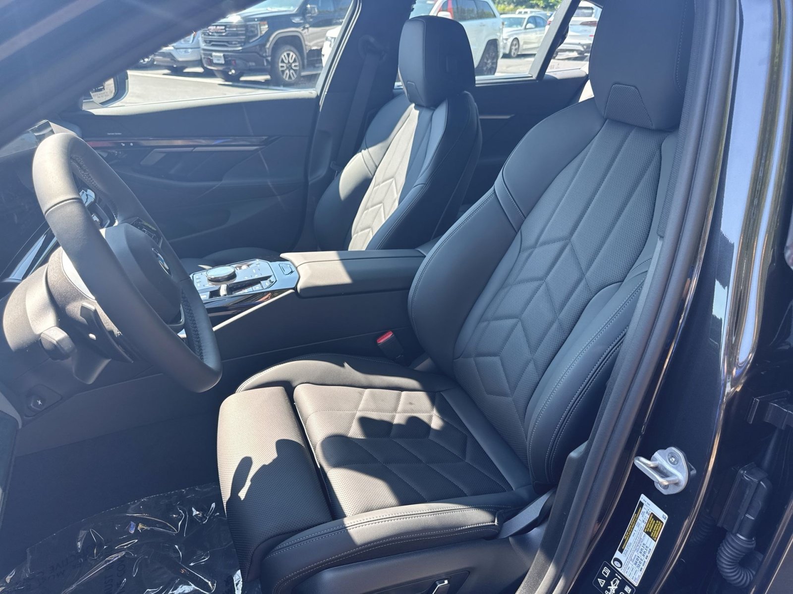 New 2026 BMW 530i xDrive AWD/4WD image 10