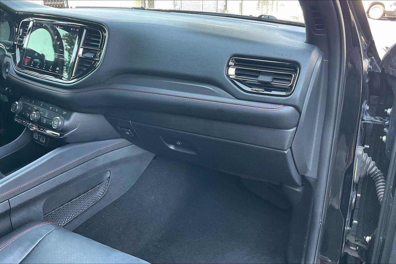 Used 2024 Dodge Durango GT AWD/4WD image 17