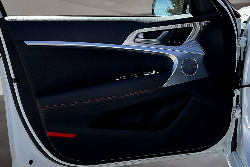 Used 2023 Genesis G70 2.0T w/ Sport Prestige Package image 20