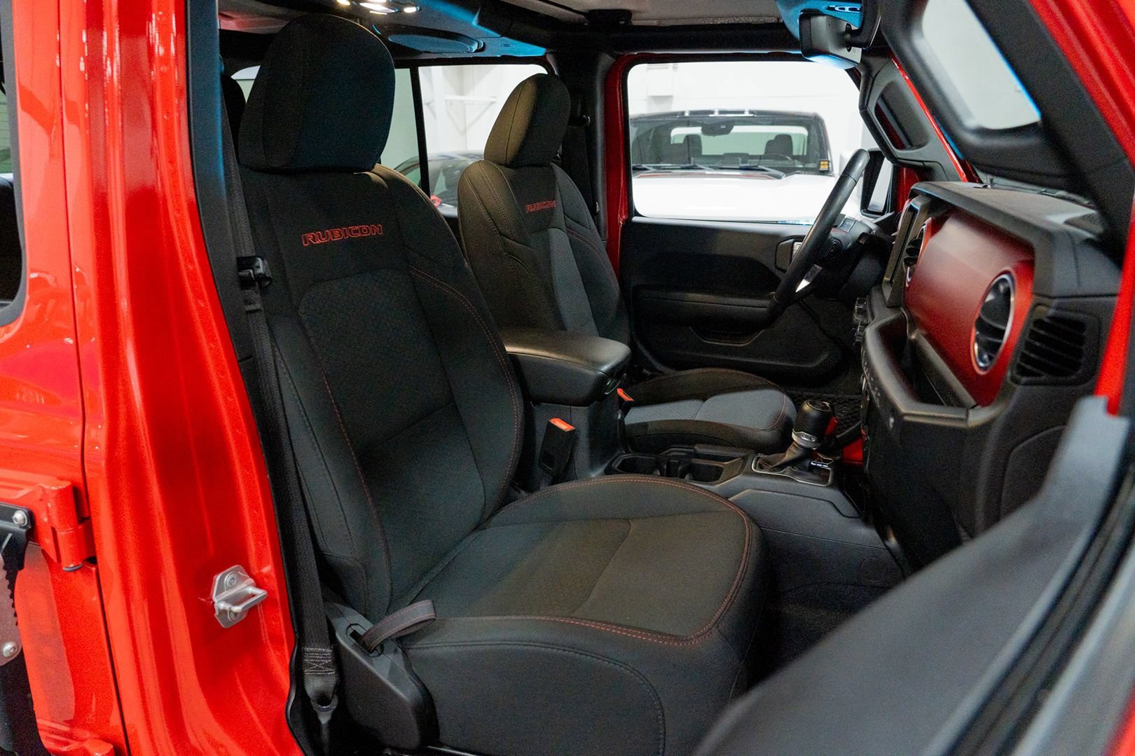 Used 2019 Jeep Wrangler Unlimited Rubicon AWD/4WD image 37