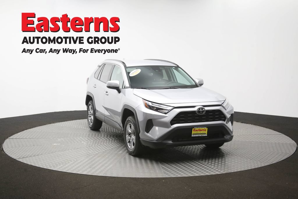 Used 2024 Toyota RAV4 XLE AWD/4WD image 48
