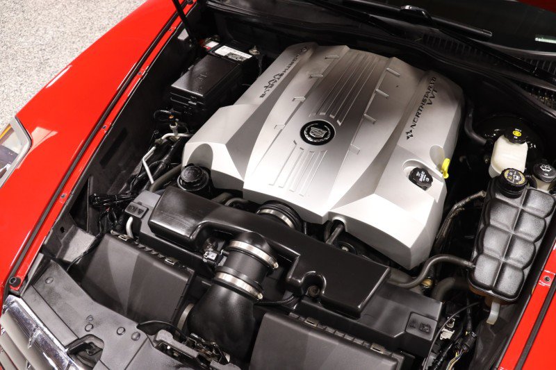 Used 2007 Cadillac XLR RWD image 19