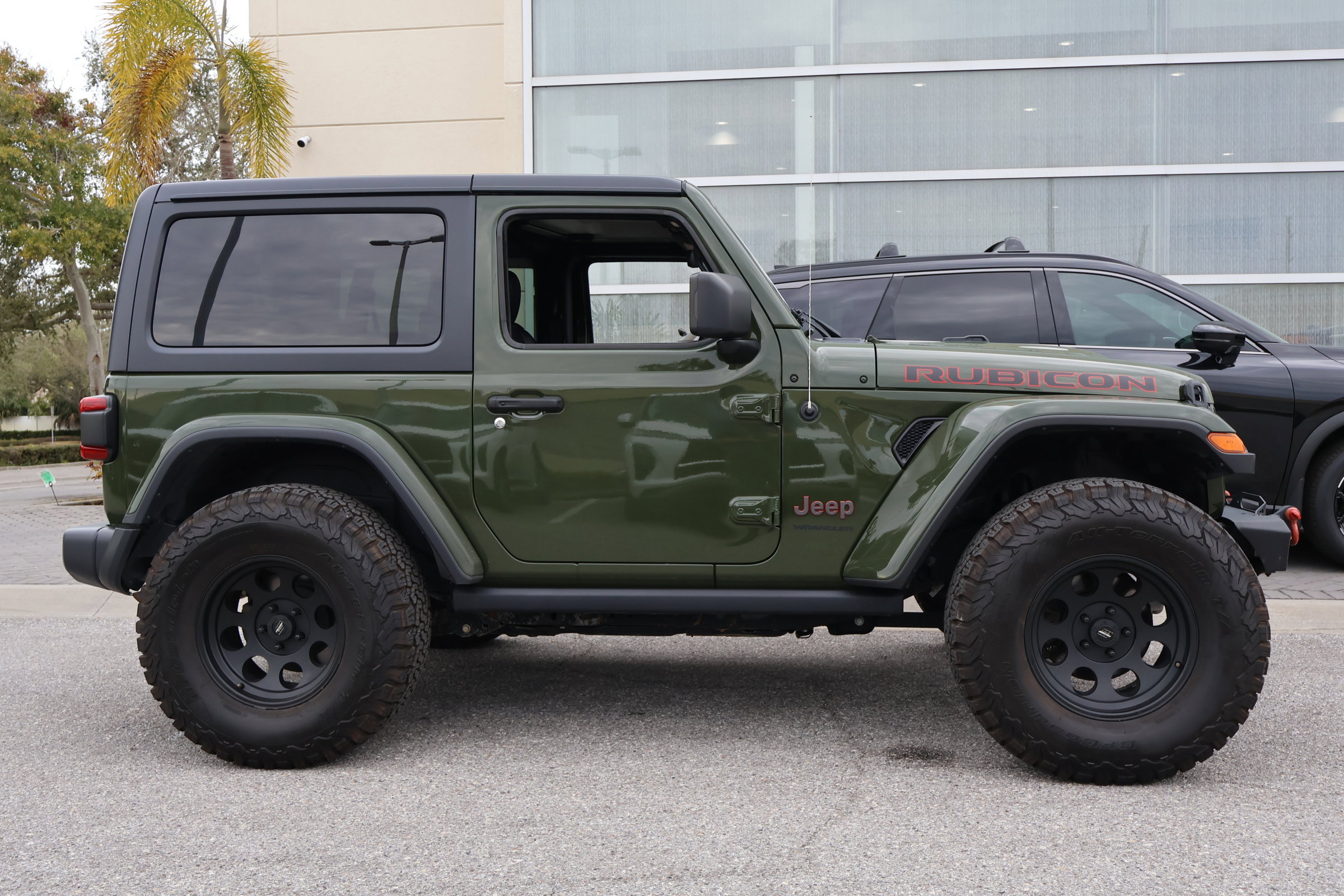 Used 2021 Jeep Wrangler Rubicon w/ LED Lighting Group image 9