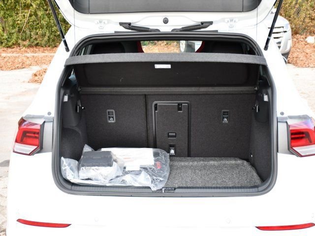 New 2026 Volkswagen GTI SE FWD image 28